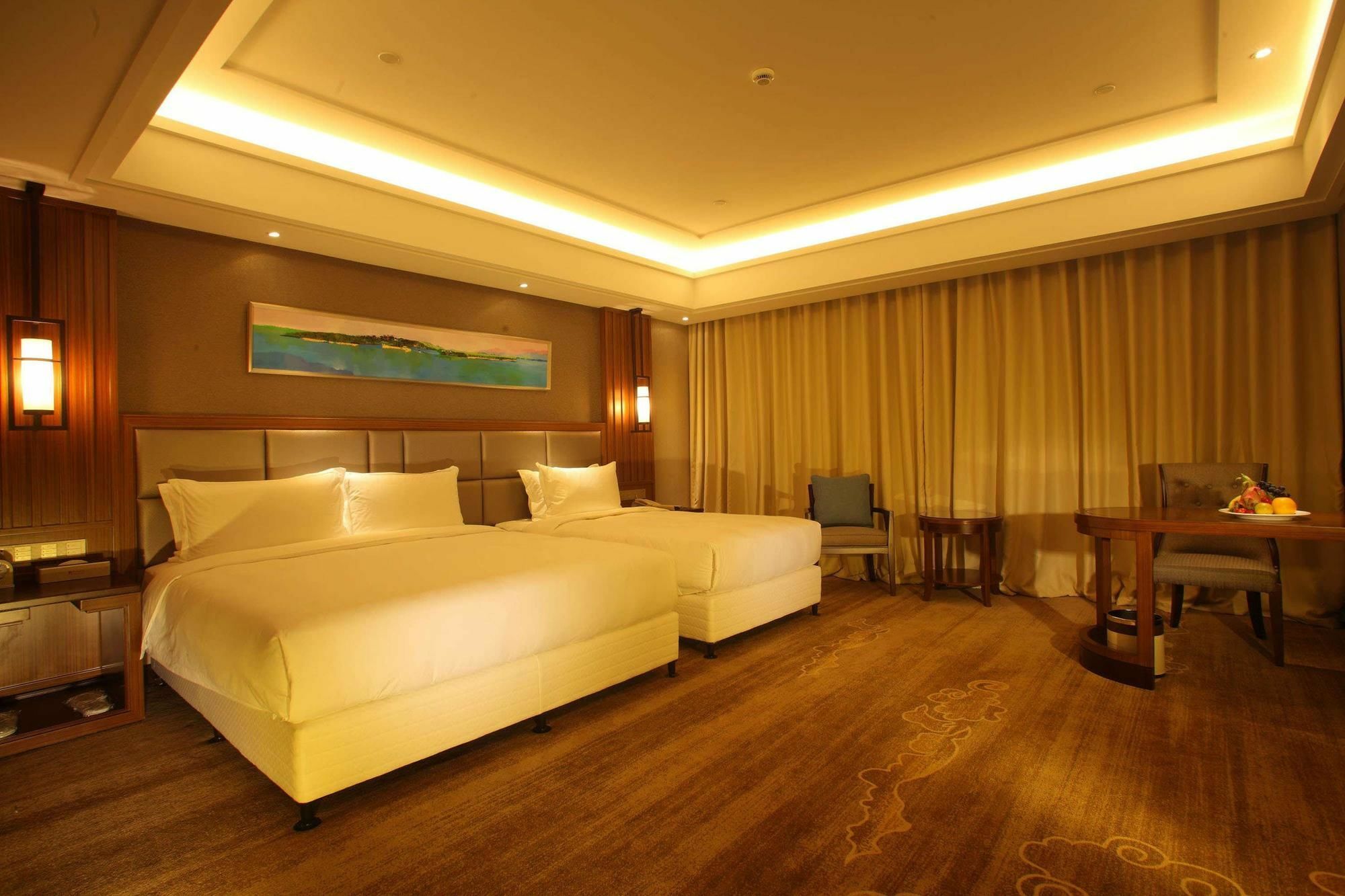 Voco Shanghai Zhangjiang By Ihg - Free Shuttle To Disneyland Exterior photo